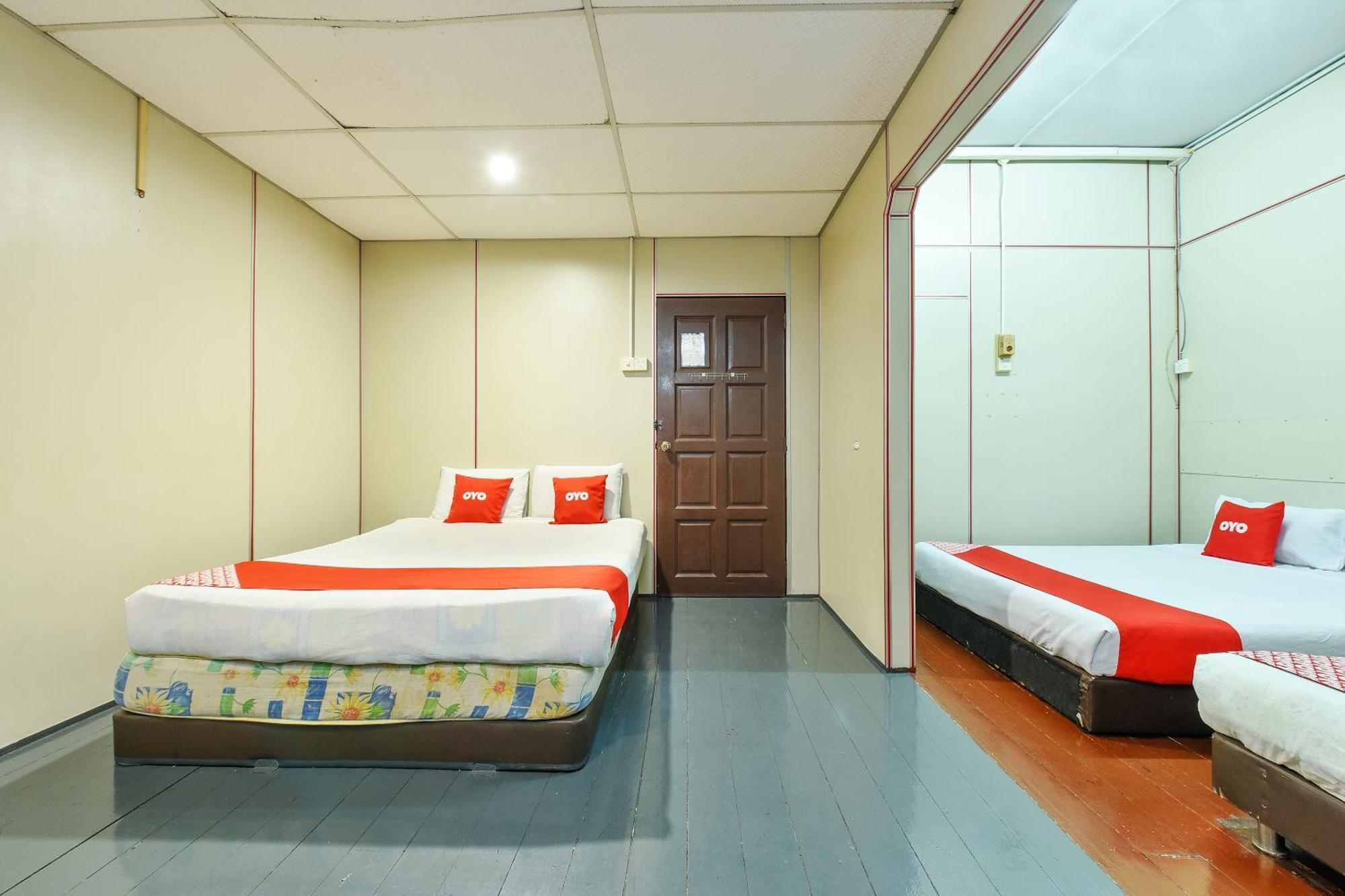 Oyo 90627 Pulau Ketam Inn Klang Buitenkant foto
