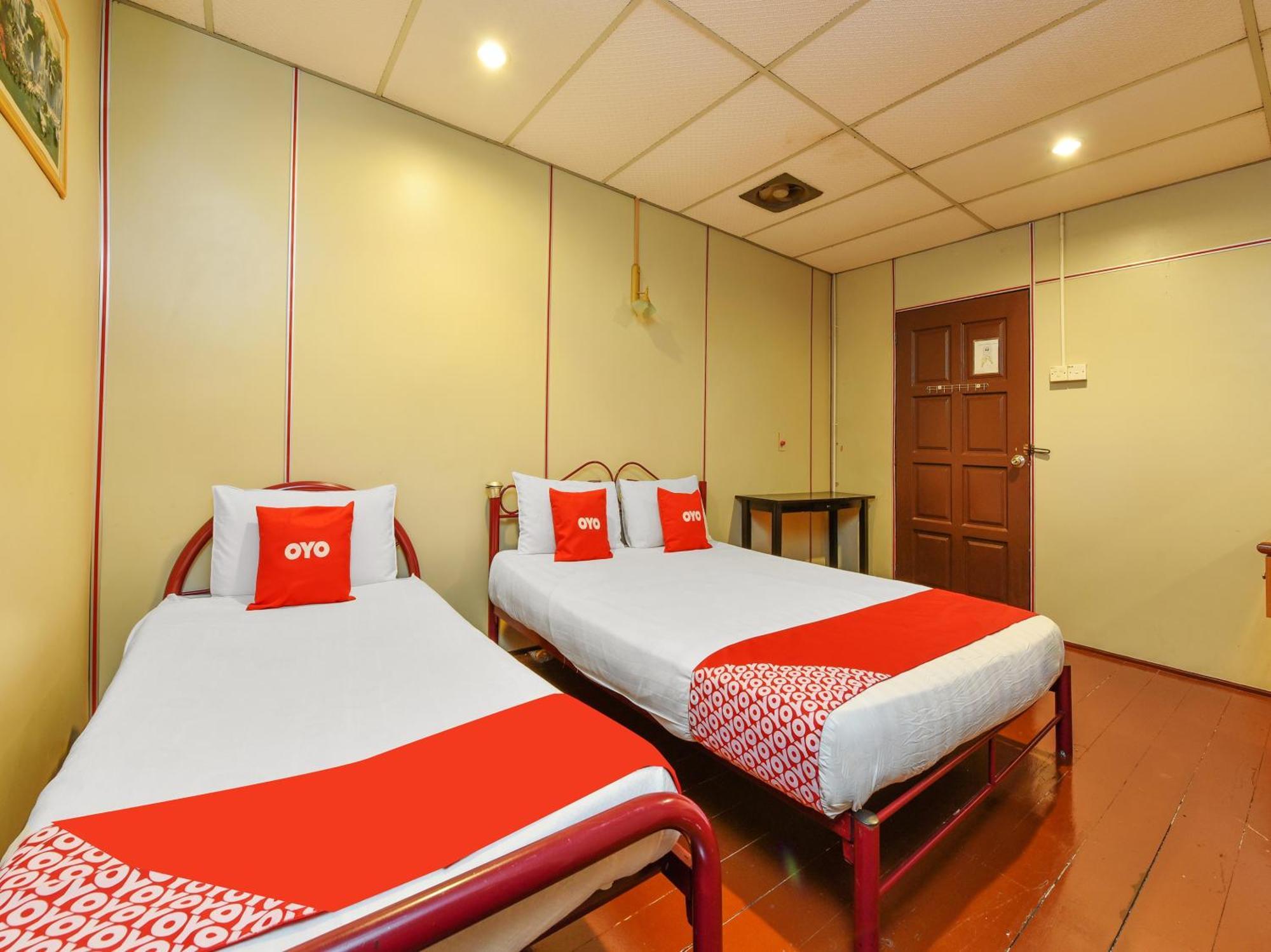 Oyo 90627 Pulau Ketam Inn Klang Buitenkant foto